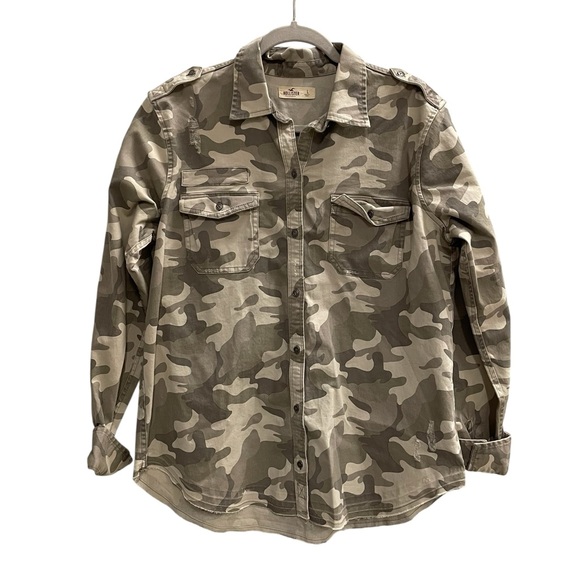 HOLLISTER Camouflage Button-Up Shirt Size Large - Picture 1 of 5